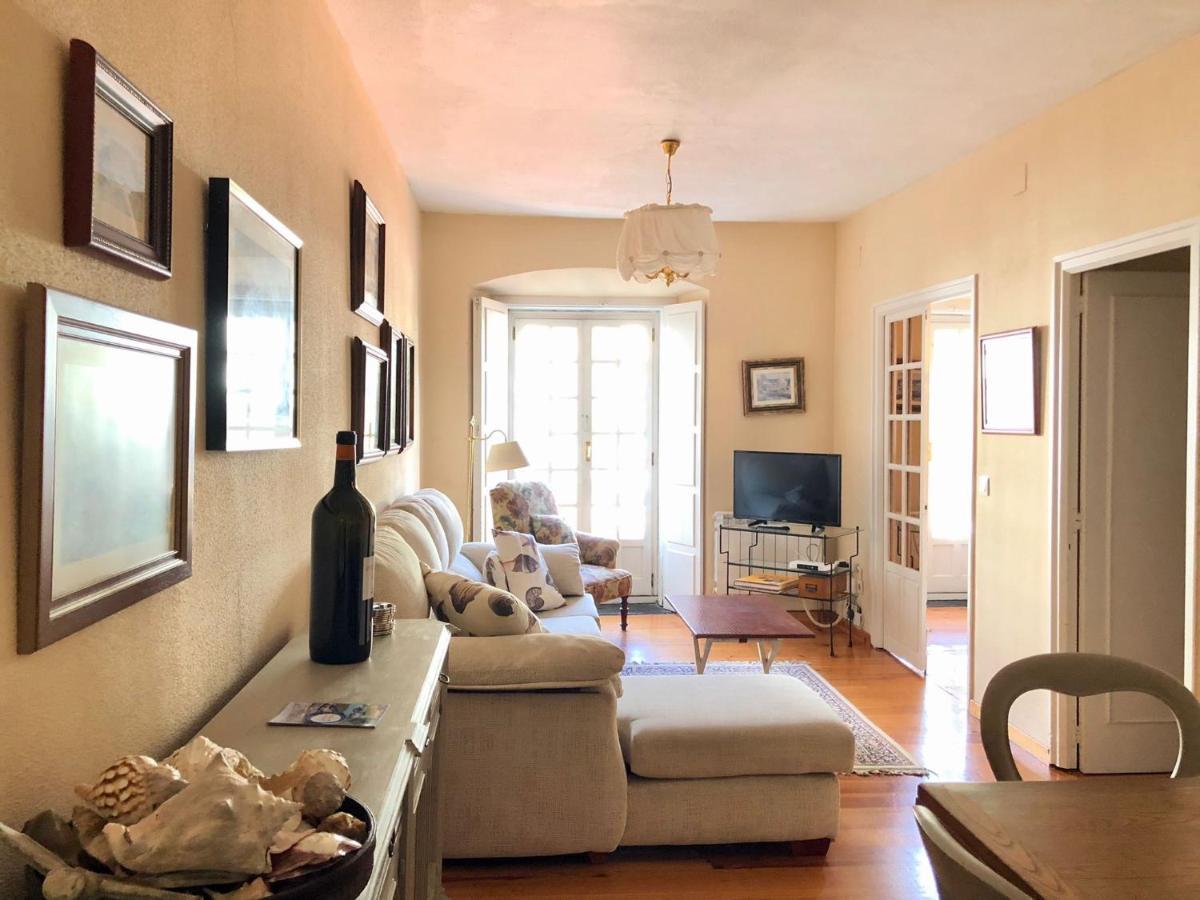 Apartamento El Parque Luarca Exteriör bild